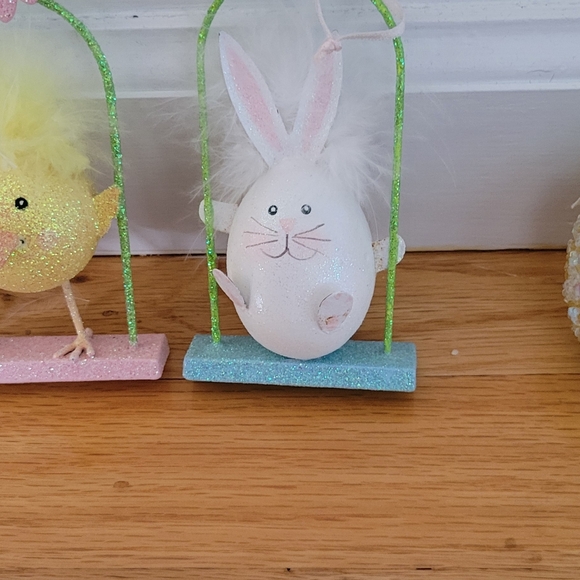 Colorful Pier 1 Easter Decoration and Ornaments - Picture 5 of 10